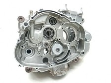 Zwei Motorkurbelgehäuse